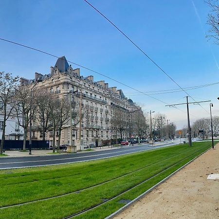 Prestige A Paris Luxe, Calme Et Proche Tour Eiffel Et Champs-Elysees Luaran gambar
