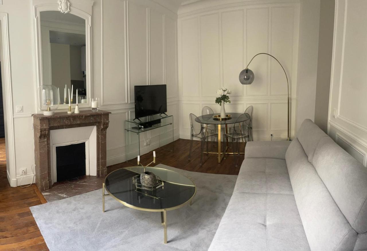 Prestige A Paris Luxe, Calme Et Proche Tour Eiffel Et Champs-Elysees Luaran gambar