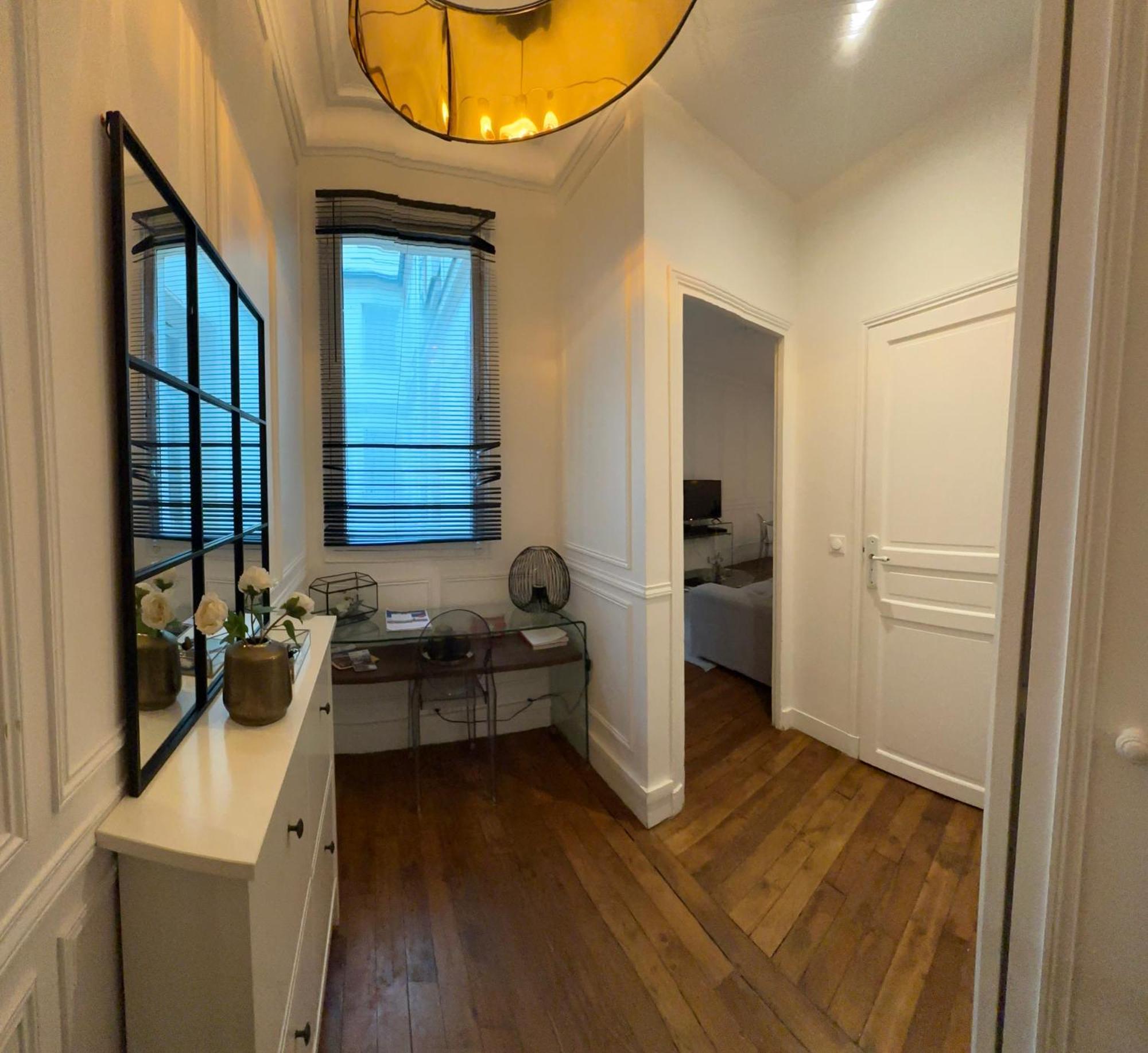 Prestige A Paris Luxe, Calme Et Proche Tour Eiffel Et Champs-Elysees Luaran gambar