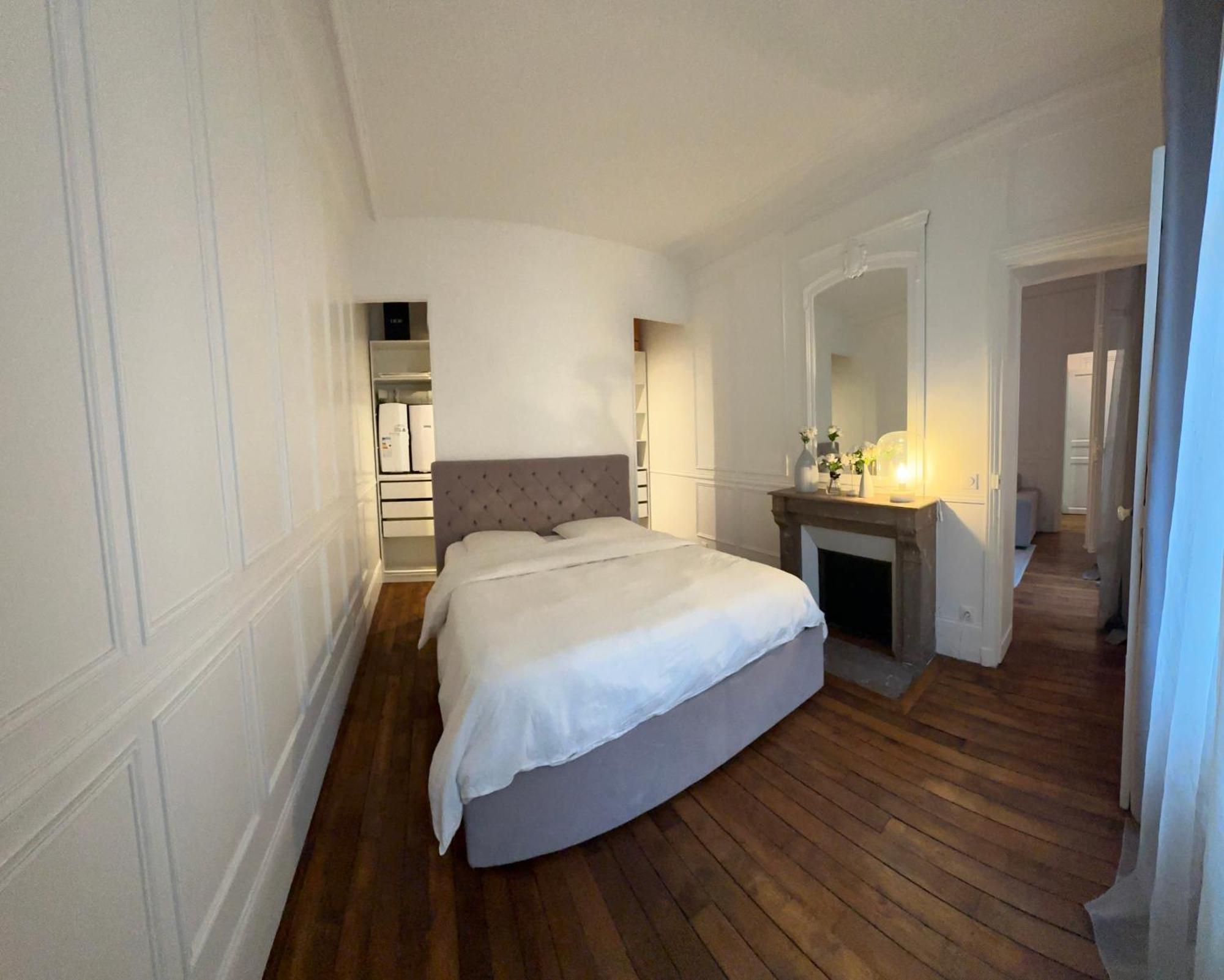 Prestige A Paris Luxe, Calme Et Proche Tour Eiffel Et Champs-Elysees Luaran gambar