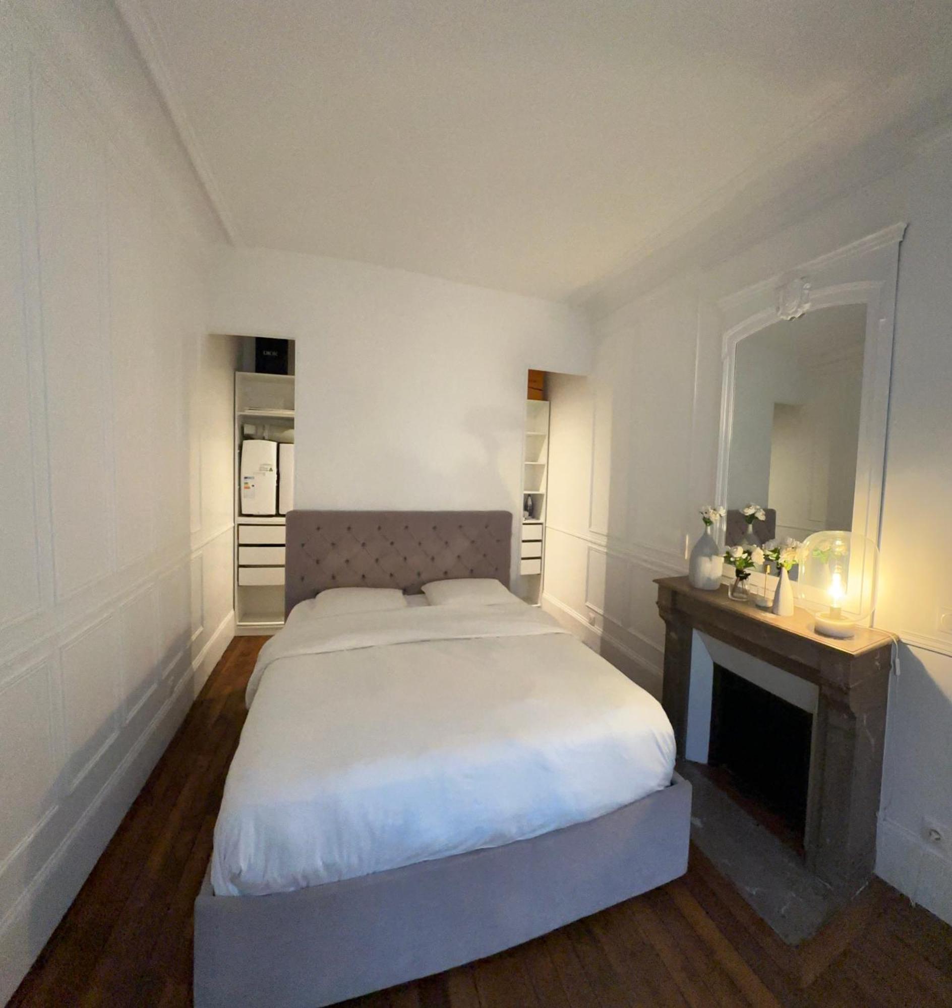 Prestige A Paris Luxe, Calme Et Proche Tour Eiffel Et Champs-Elysees Luaran gambar